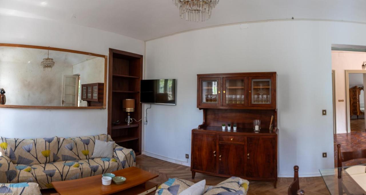 Maison Cecile Appartamento In Villa. Host Marianna Agliè Eksteriør billede